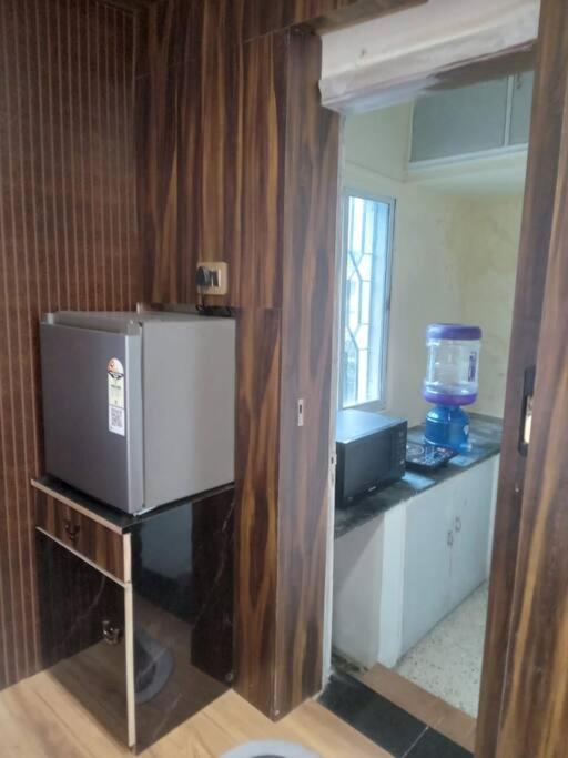 Ostro Inn Studio Apartment Kolkata Exterior photo